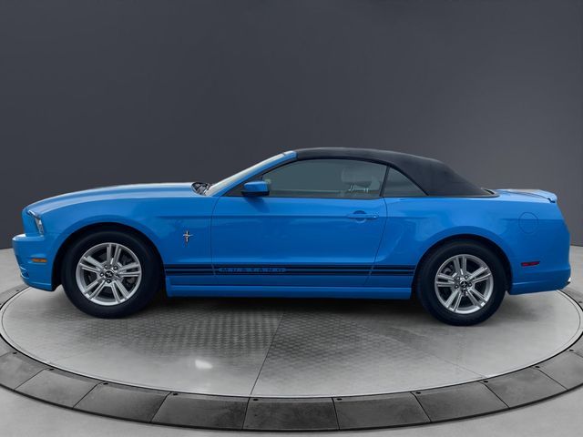 2013 Ford Mustang V6