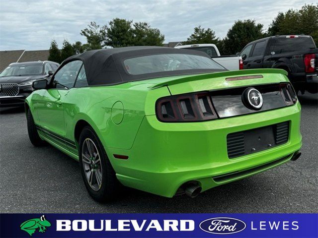 2013 Ford Mustang V6