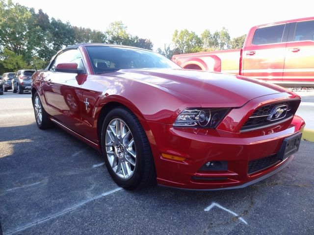 2013 Ford Mustang V6