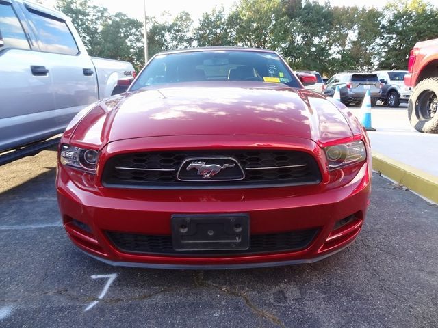 2013 Ford Mustang V6