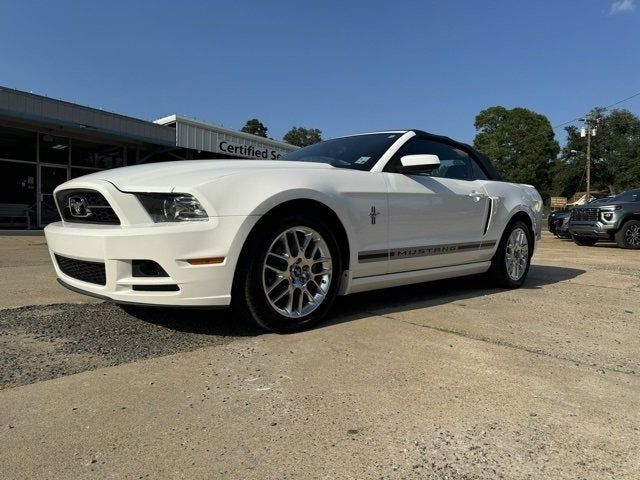 2013 Ford Mustang V6