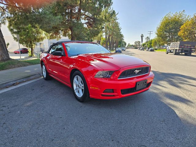 2013 Ford Mustang V6