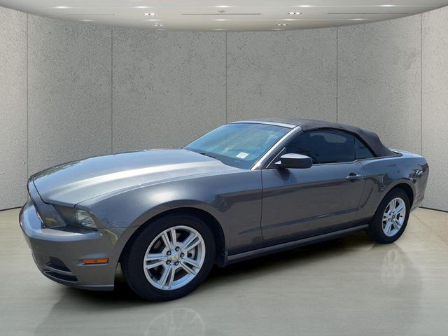 2013 Ford Mustang V6