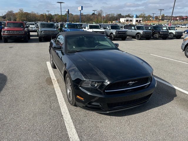 2013 Ford Mustang V6