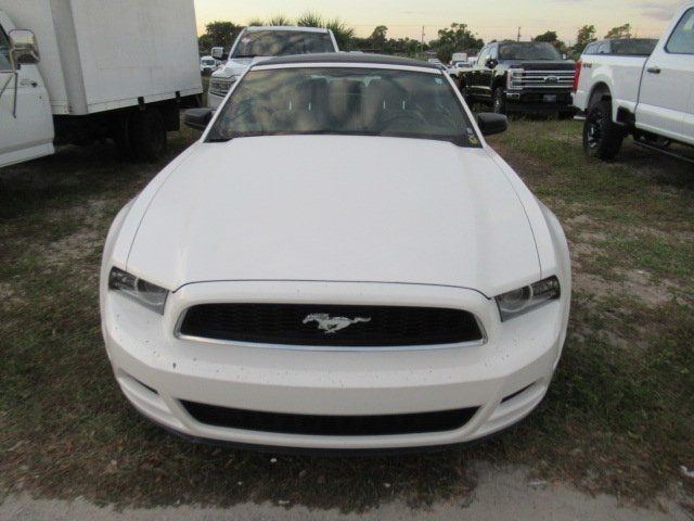 2013 Ford Mustang V6