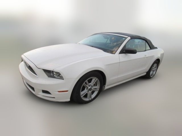 2013 Ford Mustang V6