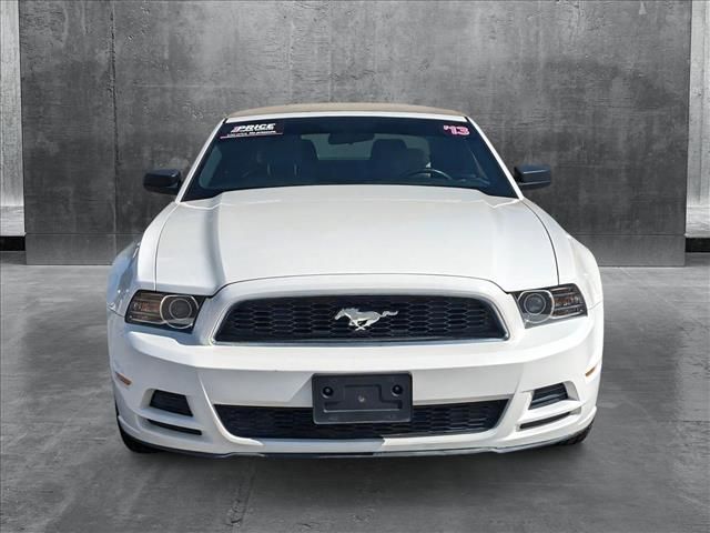 2013 Ford Mustang V6