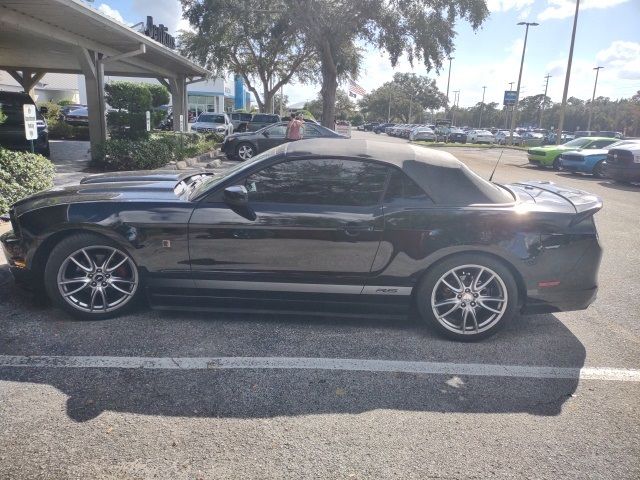 2013 Ford Mustang 