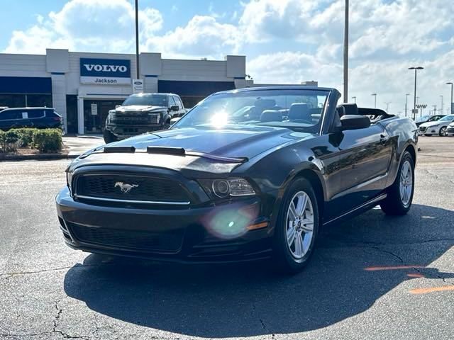 2013 Ford Mustang V6