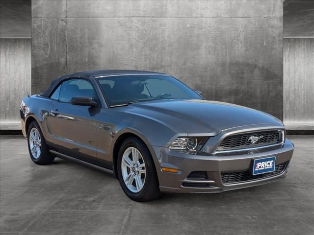 2013 Ford Mustang V6