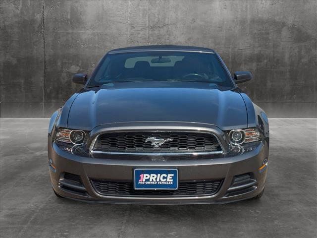 2013 Ford Mustang V6