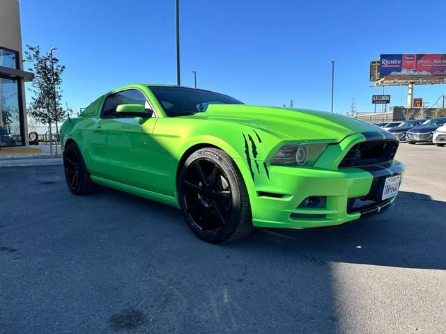 2013 Ford Mustang V6