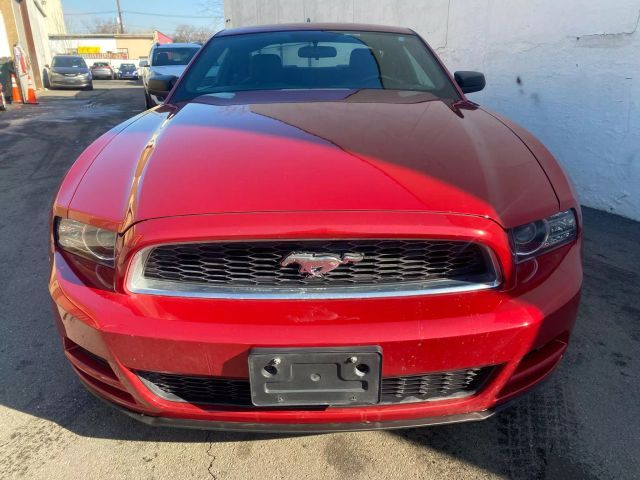 2013 Ford Mustang V6