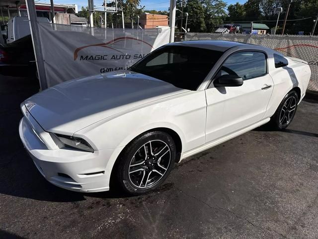 2013 Ford Mustang V6