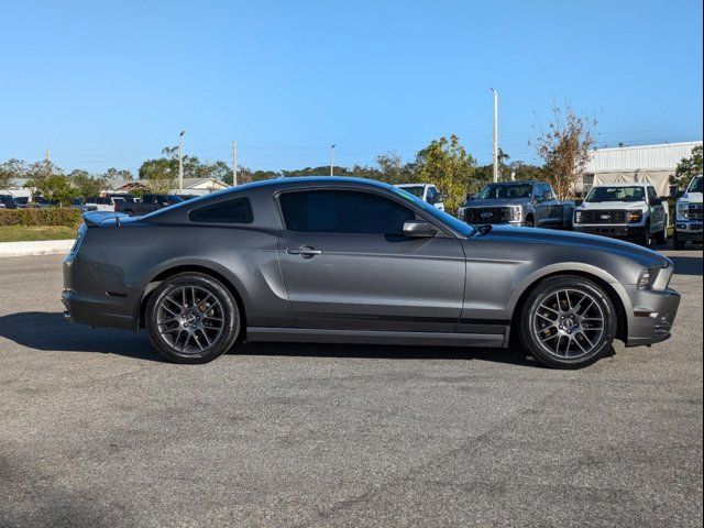 2013 Ford Mustang V6 Premium