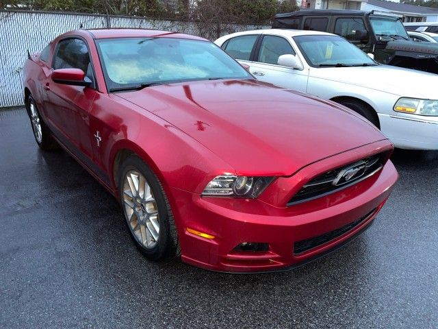 2013 Ford Mustang V6 Premium