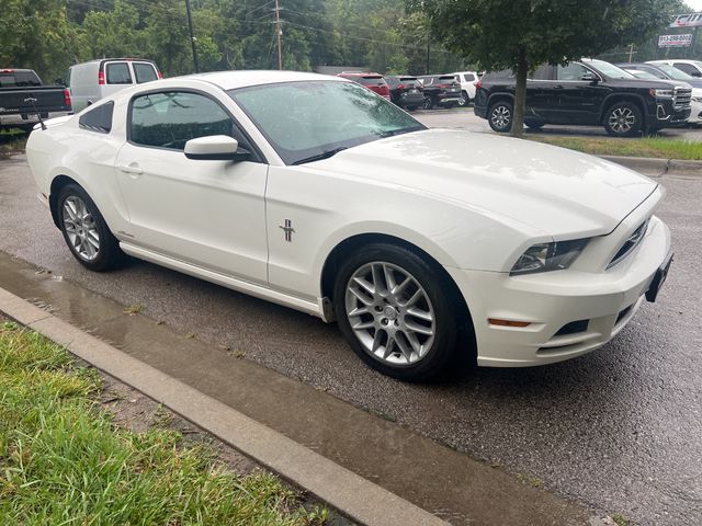 2013 Ford Mustang V6 Premium