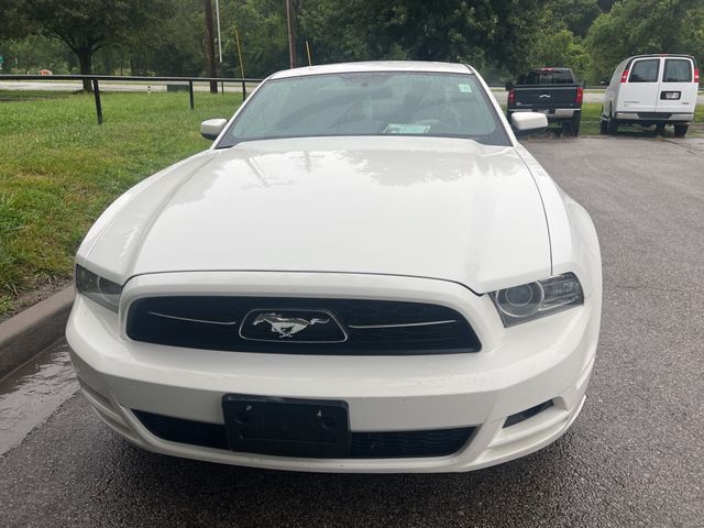 2013 Ford Mustang V6 Premium