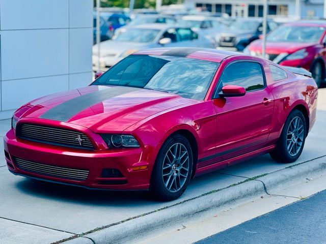 2013 Ford Mustang V6 Premium