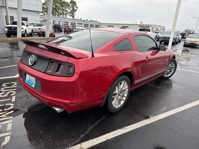 2013 Ford Mustang V6 Premium