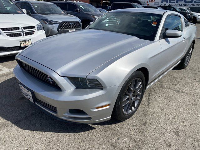 2013 Ford Mustang V6 Premium