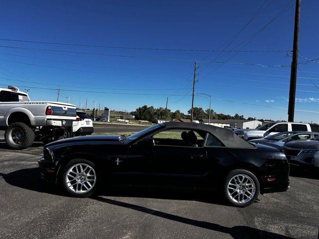 2013 Ford Mustang V6