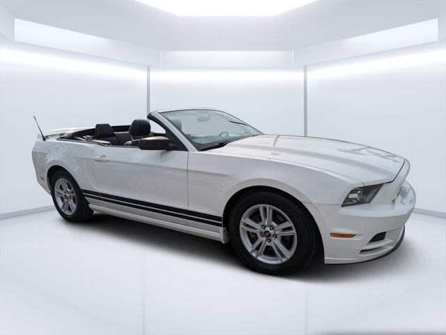 2013 Ford Mustang V6