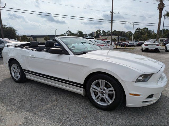 2013 Ford Mustang V6 Premium