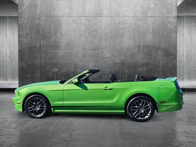 2013 Ford Mustang V6 Premium