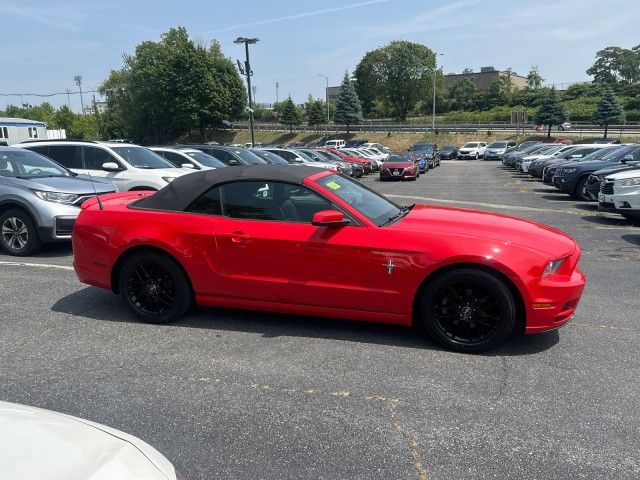 2013 Ford Mustang V6 Premium