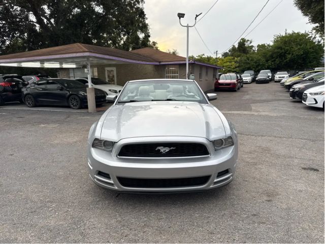 2013 Ford Mustang V6 Premium