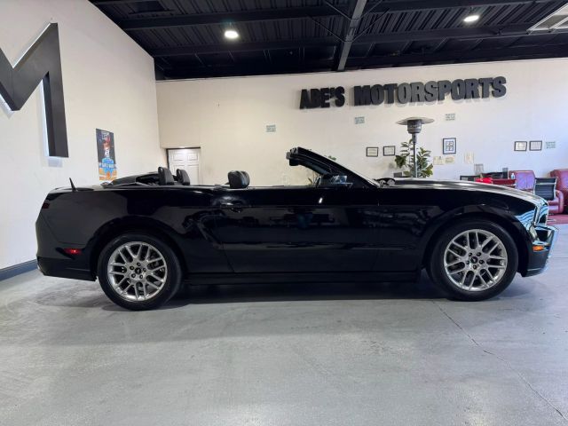 2013 Ford Mustang V6 Premium