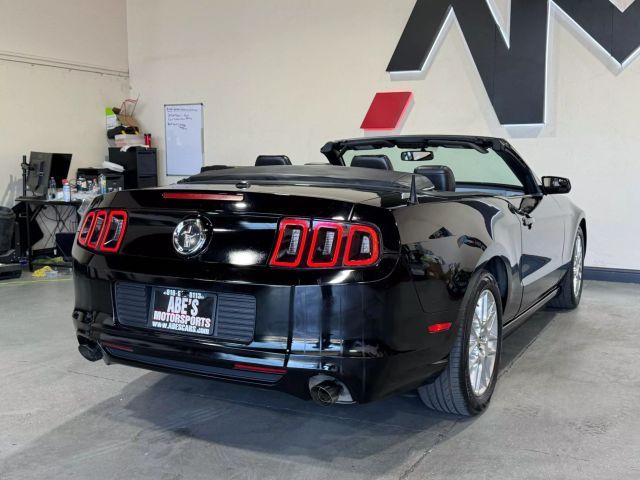 2013 Ford Mustang V6 Premium