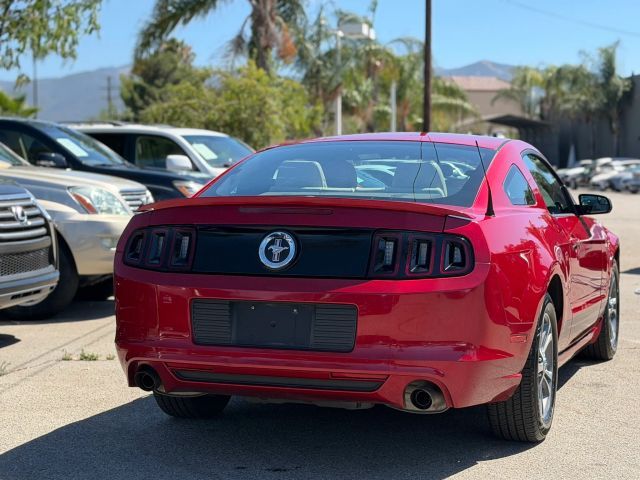 2013 Ford Mustang V6 Premium
