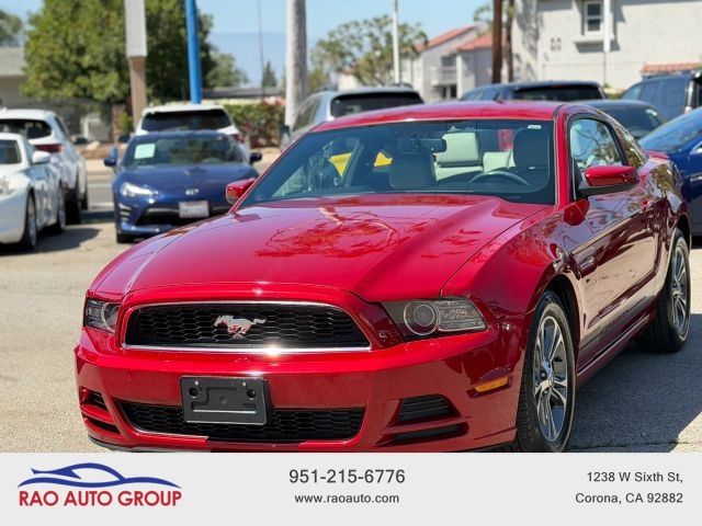 2013 Ford Mustang V6 Premium
