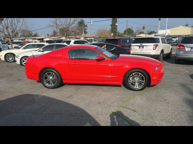 2013 Ford Mustang V6 Premium