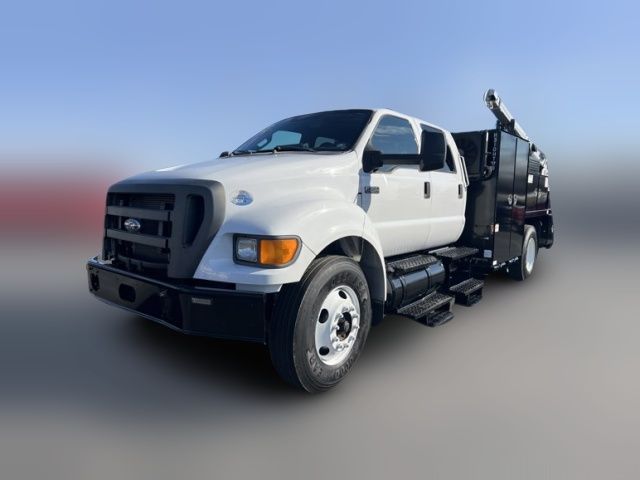 2013 Ford F-750 XL Straight Frame