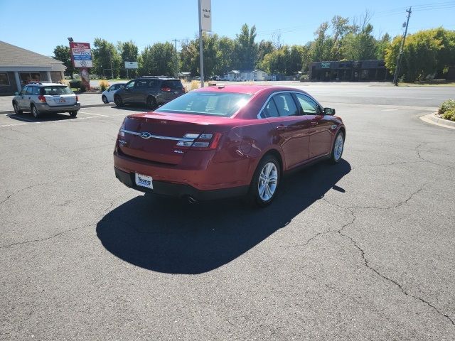 2013 Ford Taurus SEL