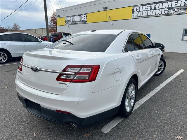 2013 Ford Taurus SEL