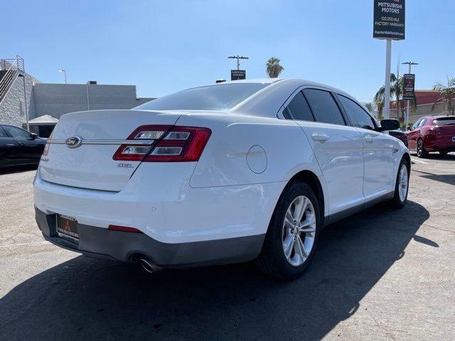 2013 Ford Taurus SEL