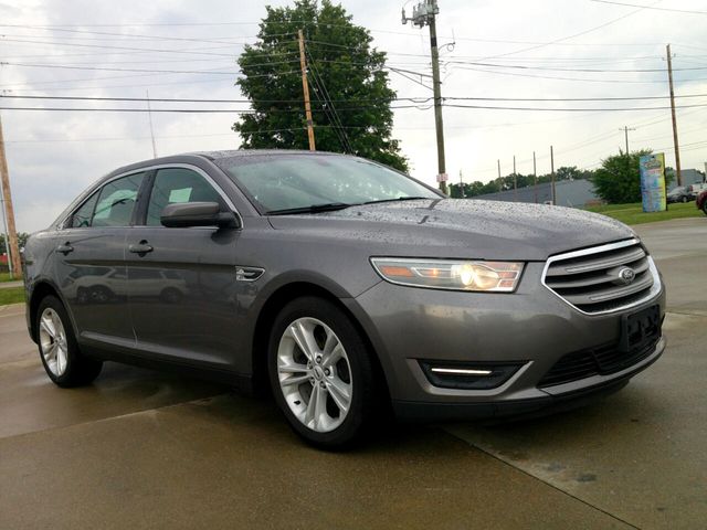 2013 Ford Taurus SEL