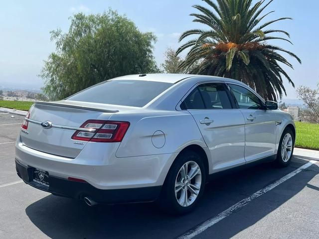 2013 Ford Taurus SEL