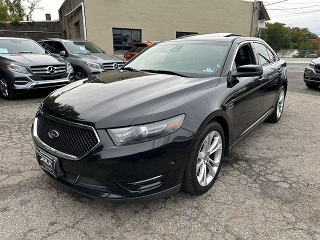 2013 Ford Taurus SHO