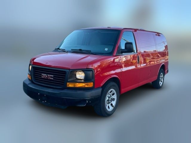 2013 GMC Savana Base