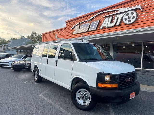 2013 GMC Savana Base