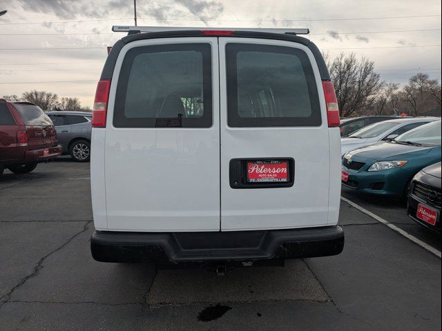 2013 GMC Savana Base