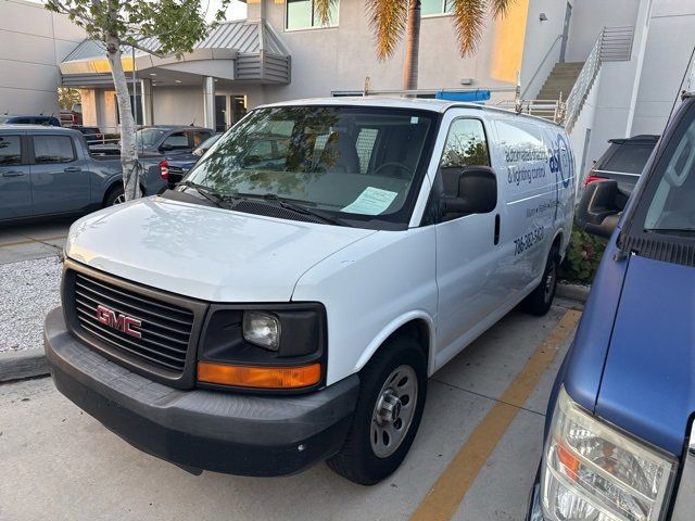 2013 GMC Savana Base