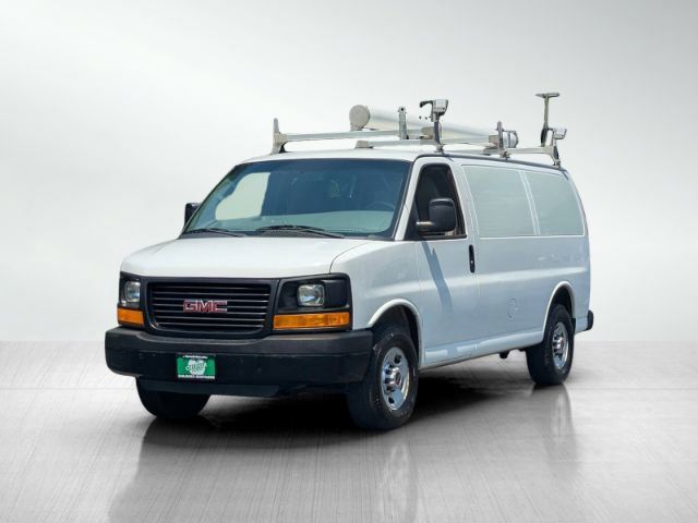 2013 GMC Savana Base