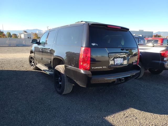 2013 GMC Yukon XL SLT