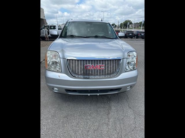 2013 GMC Yukon XL SLT